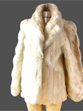 Women’s Vintage Coat